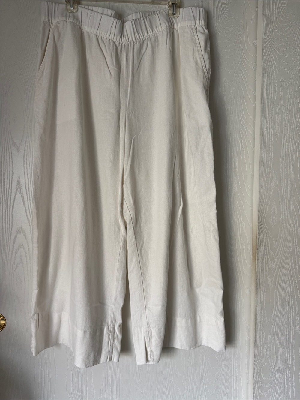 GAP White Wide Leg Pants with Navy Waistband